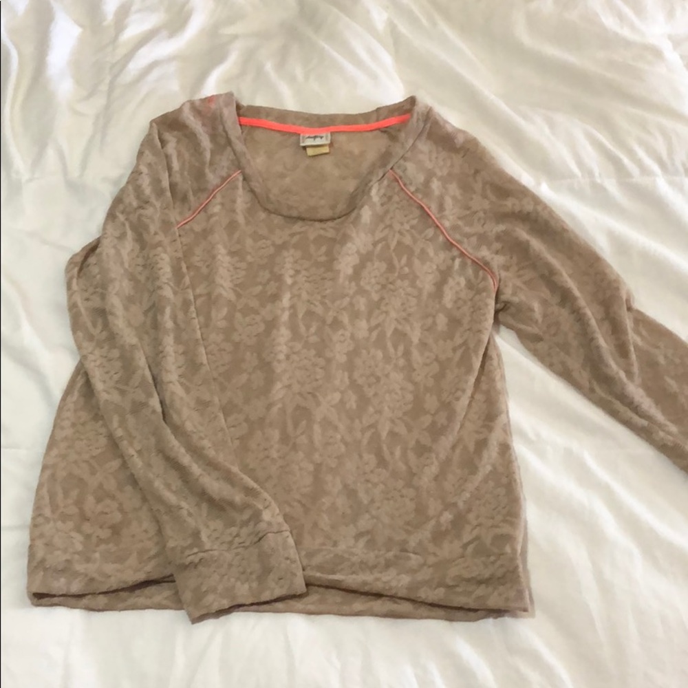 Long sleeve shirt